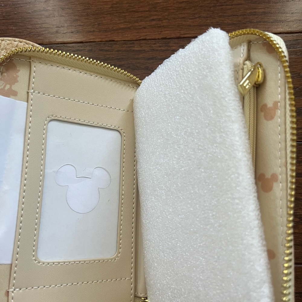 Loungefly Mickey Wallet - Picture 4 of 5